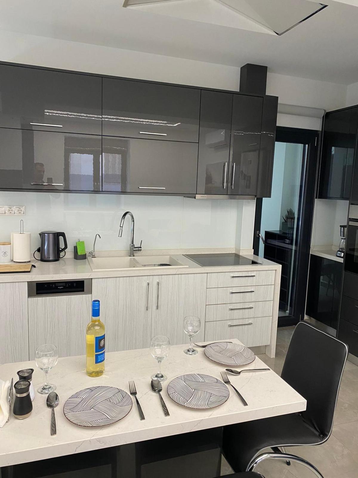 Вилла Ivory Style Maisonette Near Downtown Ираклион Экстерьер фото
